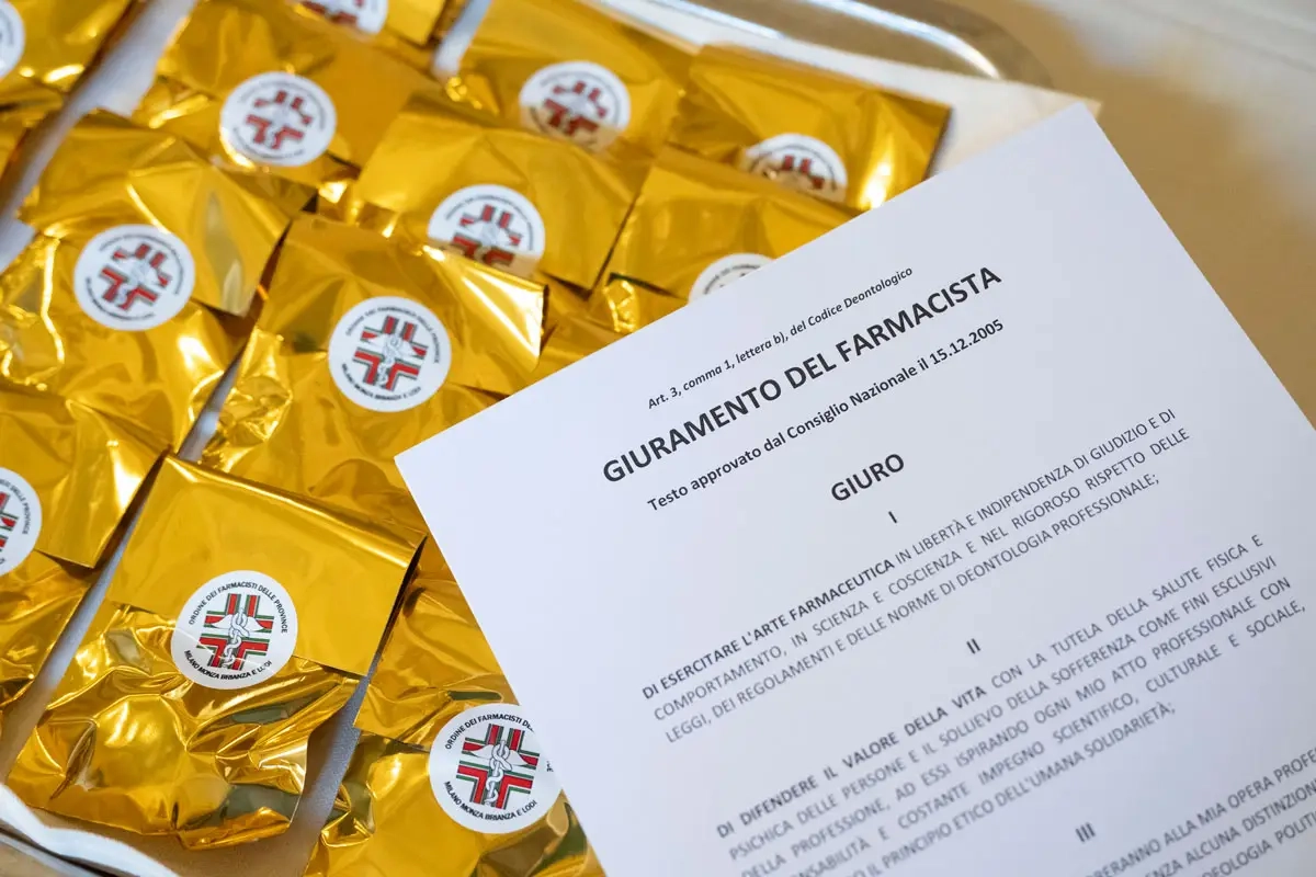 Consegna delle medaglie dellordine dei farmacisti: un nuovo successo